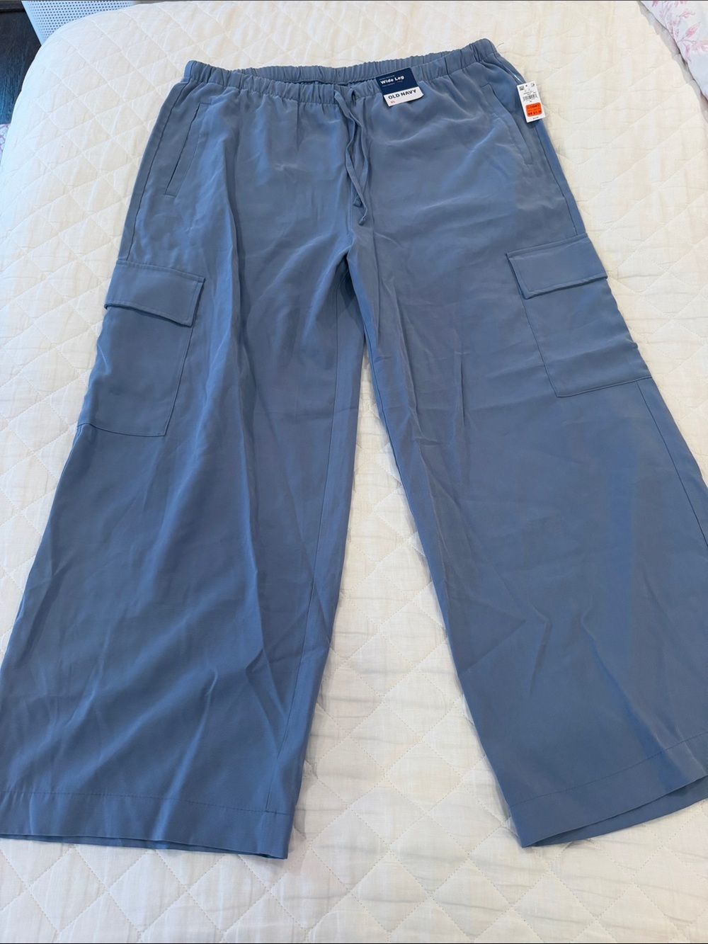 Old Navy Women's Wide-Leg Cargo Pants in Slate Blue